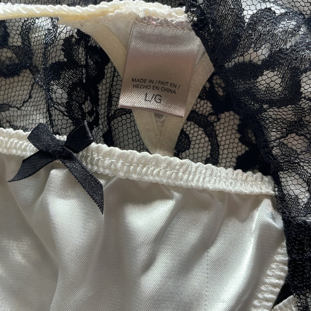 Victorias Secret Babydoll Black Lace & Satin Cami Nightie & Panty Lingerie Set - Picture 13 of 16